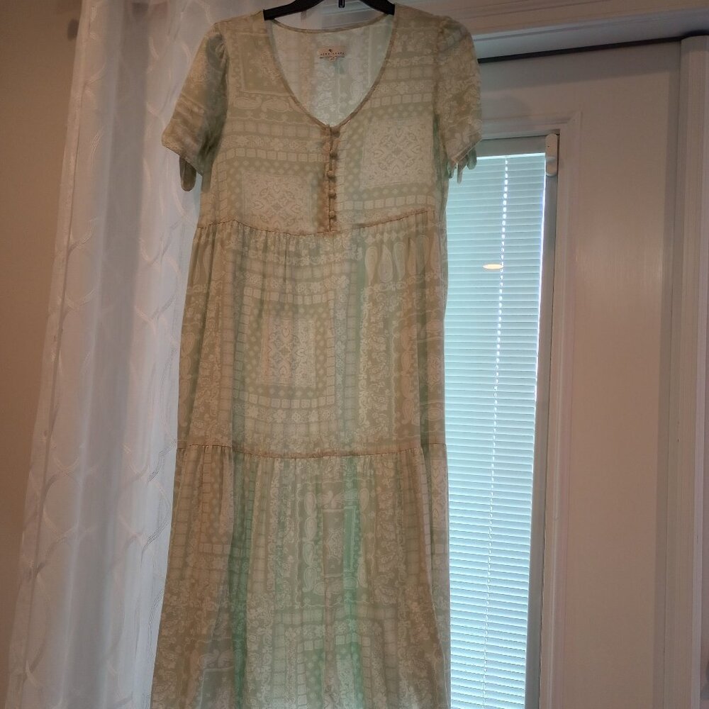 true craft green white paisley button up maxi dress
